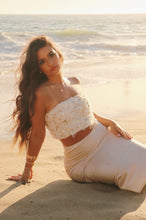 Load image into Gallery viewer, Solana Ivory Feather Bandeau