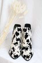 Load image into Gallery viewer, San Antonio Cow Booties
