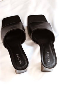 Cora Black Sandals