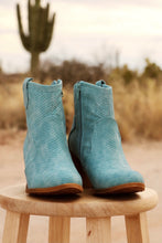 Load image into Gallery viewer, Unite Blue Booties by Chinese Laundry

